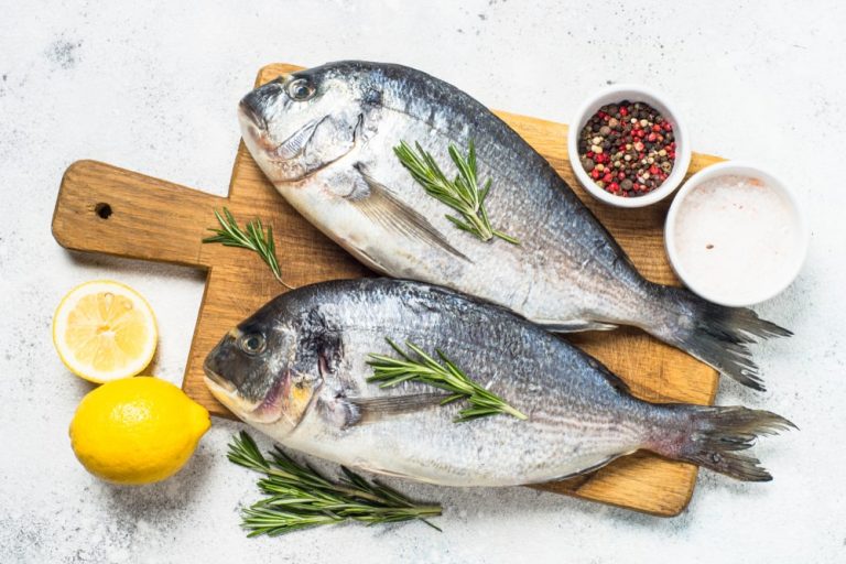 5 Signs to Identify whether the Fish Is Stale or Fresh. Gigg's Meat